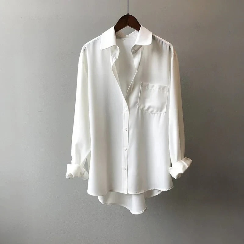 Talia | Blouse with Fluid Elegance