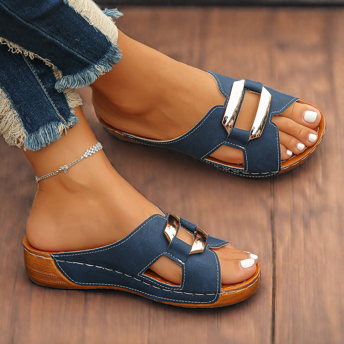 Talia | Capri Buckle Slide Sandals