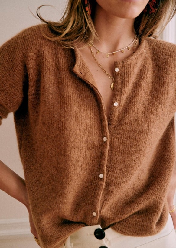 Talia | AURAZELYNN HERITAGE COZY KNIT CARDIGAN