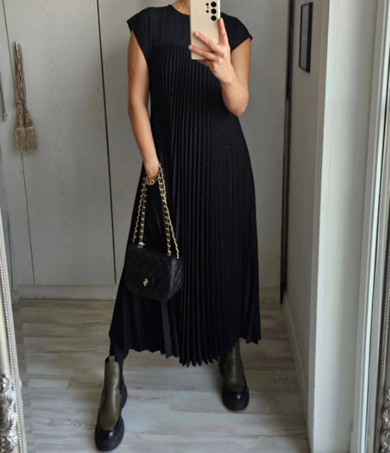 Talia | Short Sleeve Pleated Maxi Dress