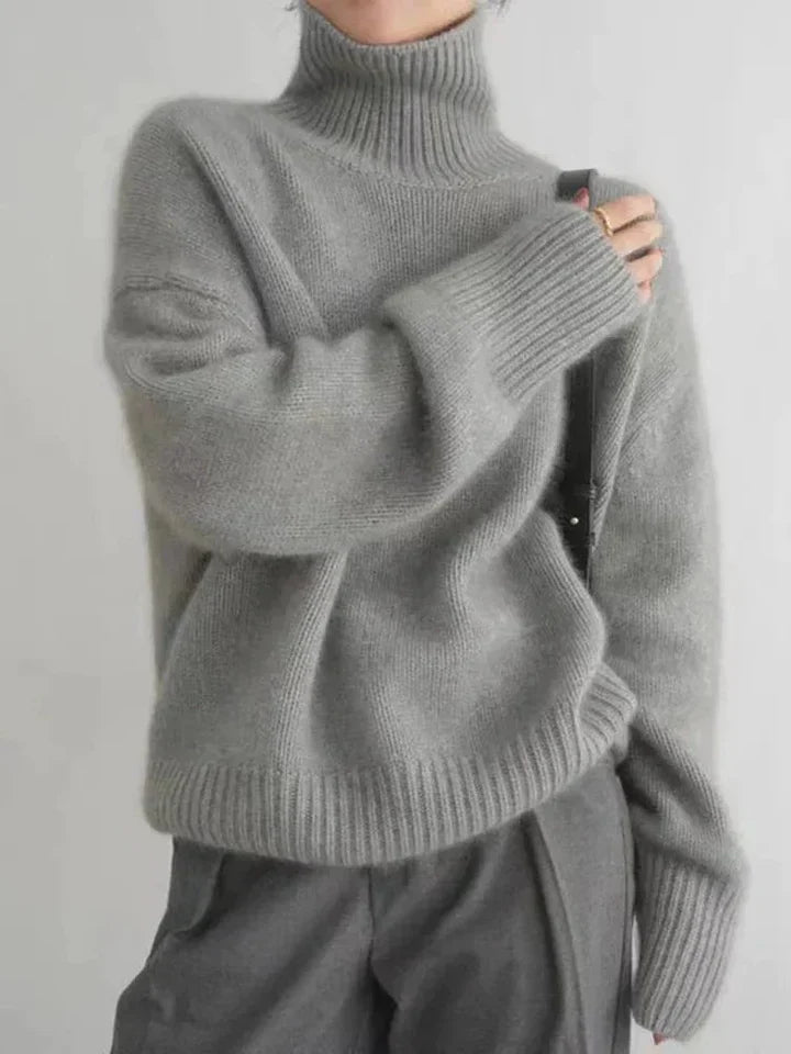 Talia | Soft and Elegant Cashmere Turtleneck Sweater