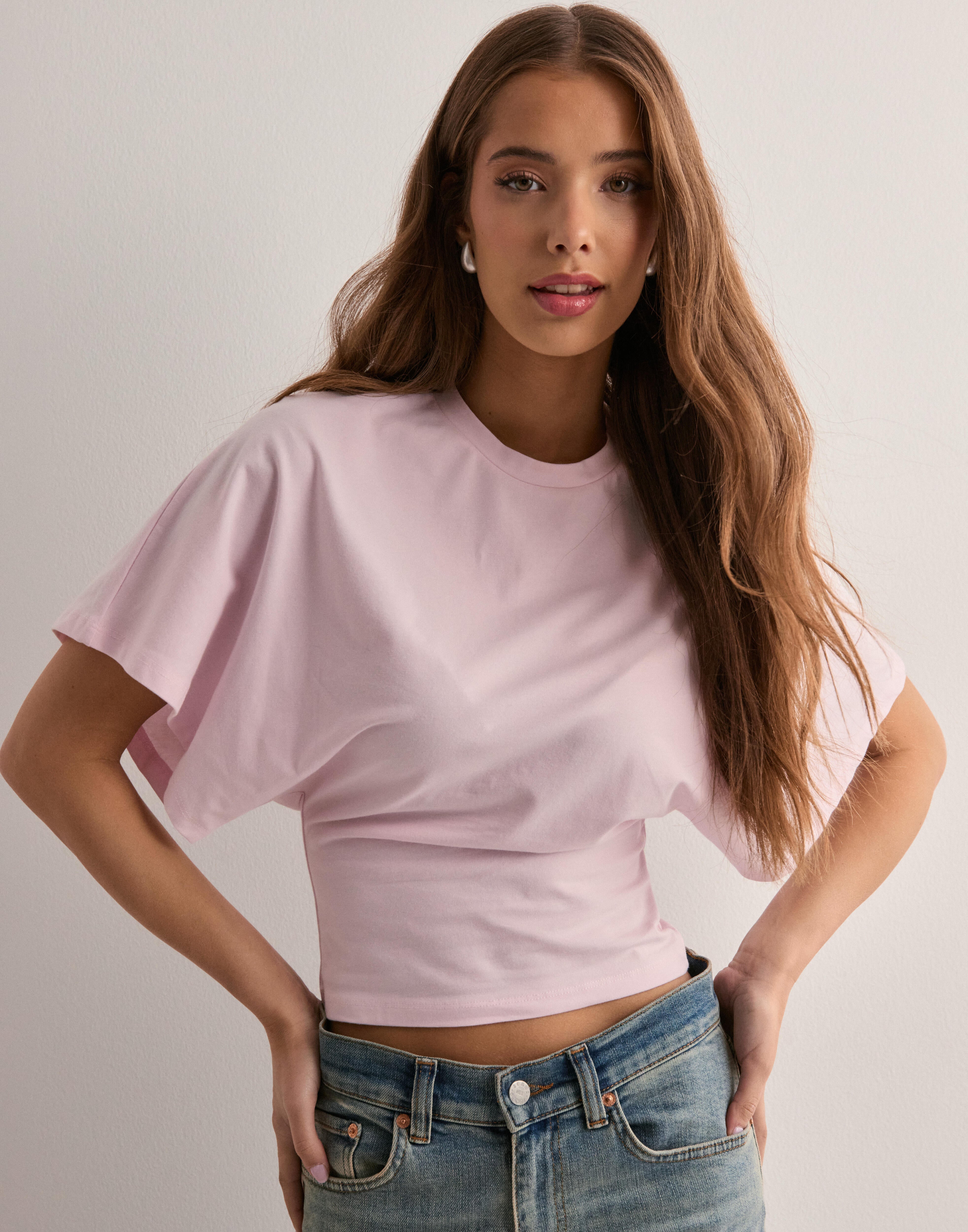 Talia | Wide Sleeve Icon T-Shirt