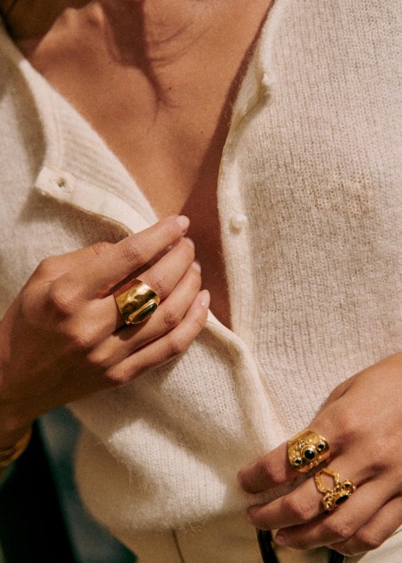 Talia | AURAZELYNN HERITAGE COZY KNIT CARDIGAN