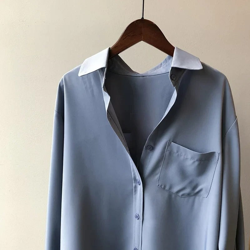 Talia | Blouse with Fluid Elegance