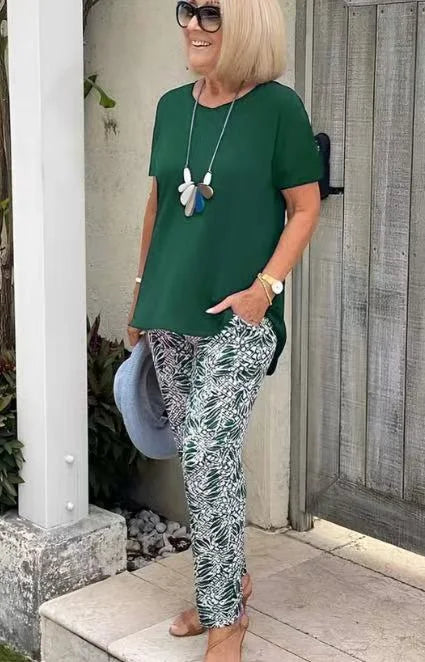 Talia | Relaxed Fit Holiday Outfit Set