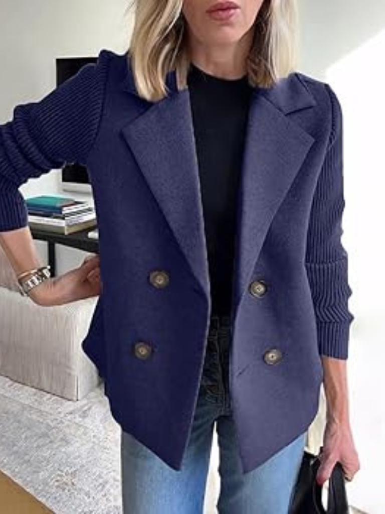 Talia | EVA SWEATER BLAZER