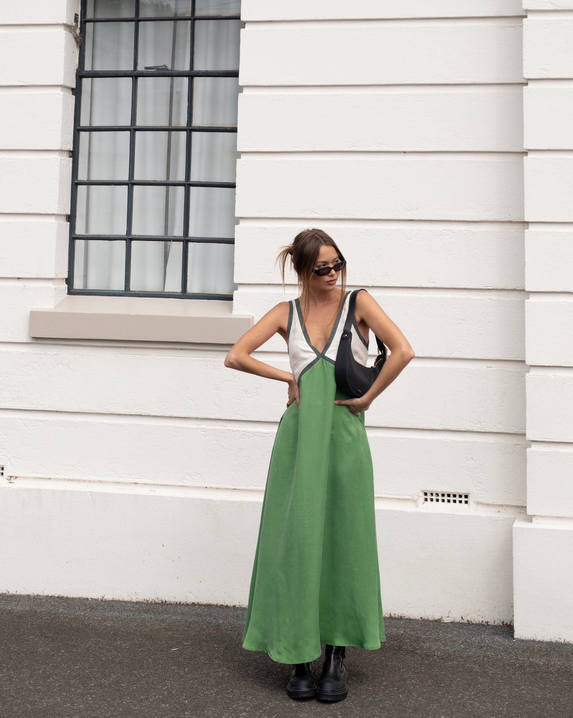 Talia | Lightweight V-Neck Maxi Dress