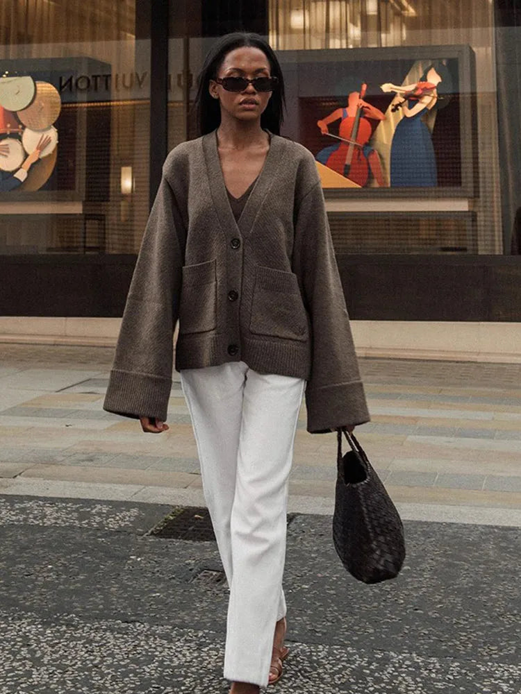 Talia | Elegant V-Neck Cardigan