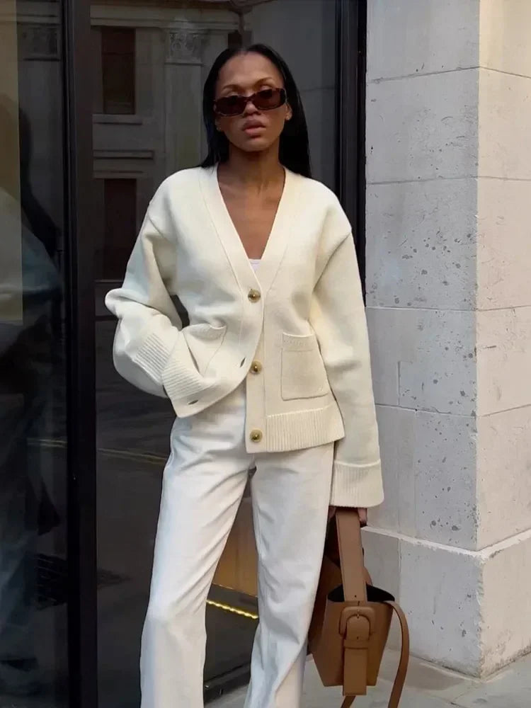 Talia | Elegant V-Neck Cardigan