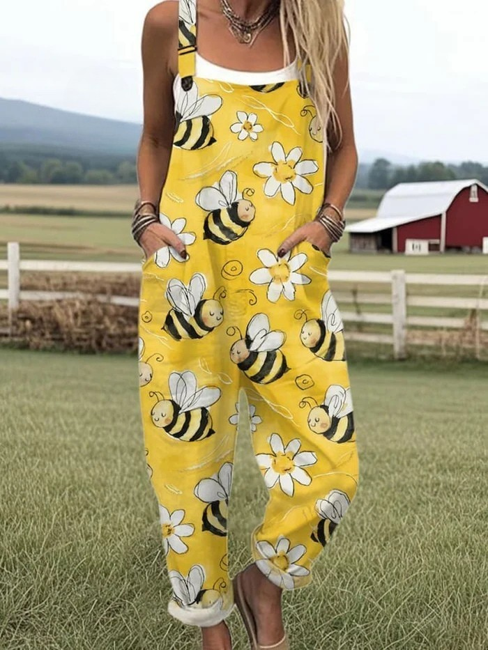 Talia | AURORA FLYING BEES EMBROIDERY PATTERN JUMPSUIT