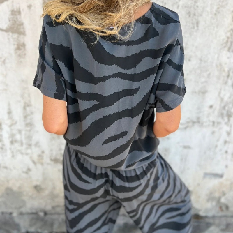 Talia | Zebra Print V-Neck Top and Pants