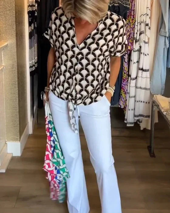 Talia | Casual Top with Print and V-Neck